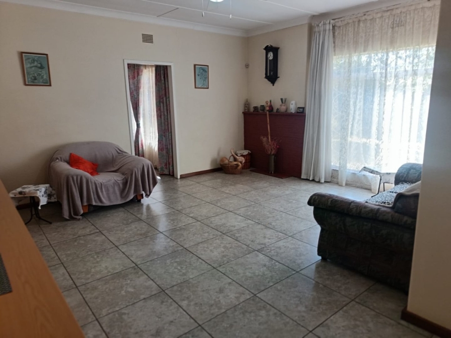 3 Bedroom Property for Sale in Verwoerdpark Northern Cape